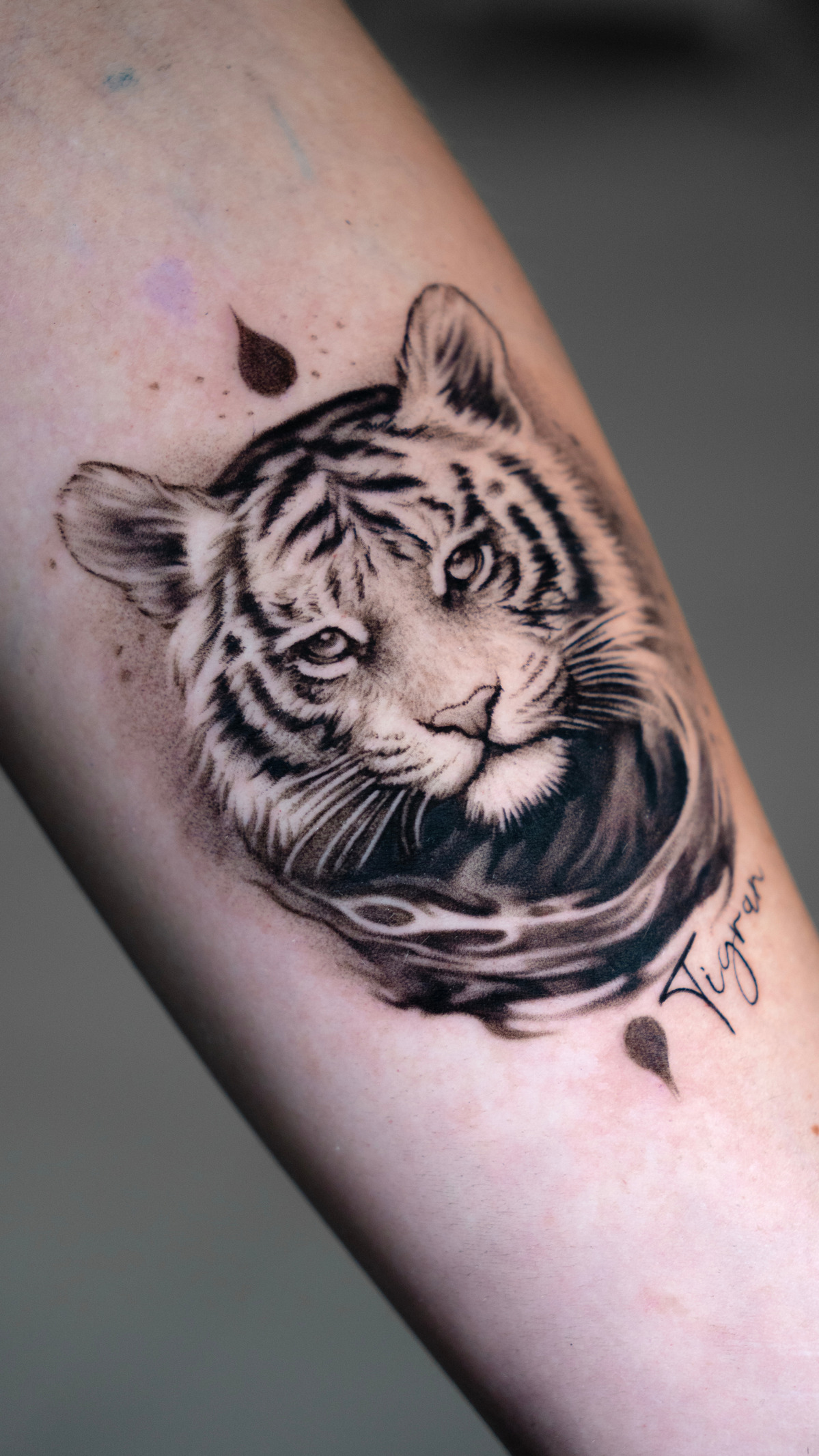 Trabajo de tatuaje, piercing y estudio Lola Tattoo en Marbella - home-04