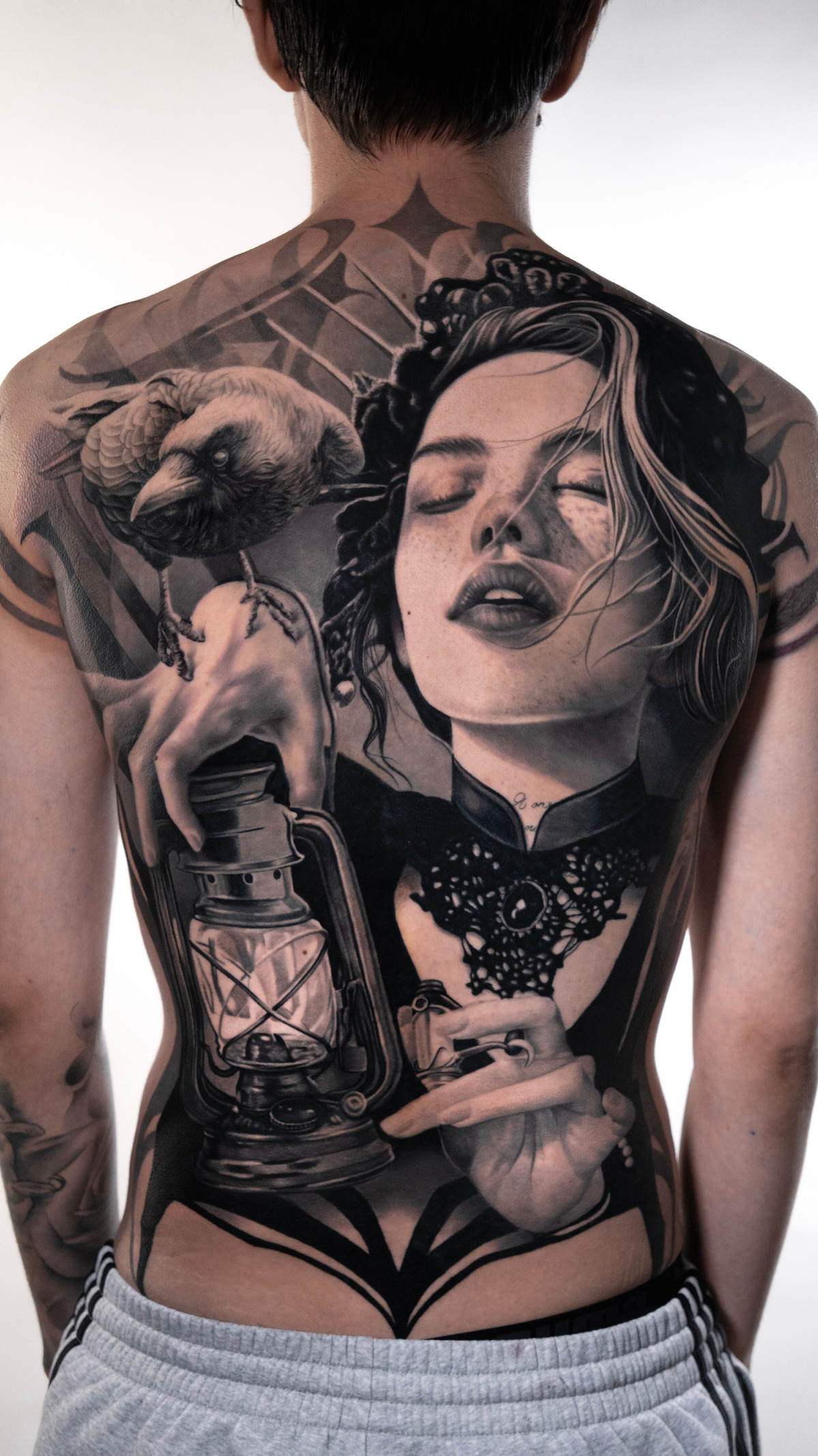 Trabajo de tatuaje, piercing y estudio Lola Tattoo en Marbella - home-06