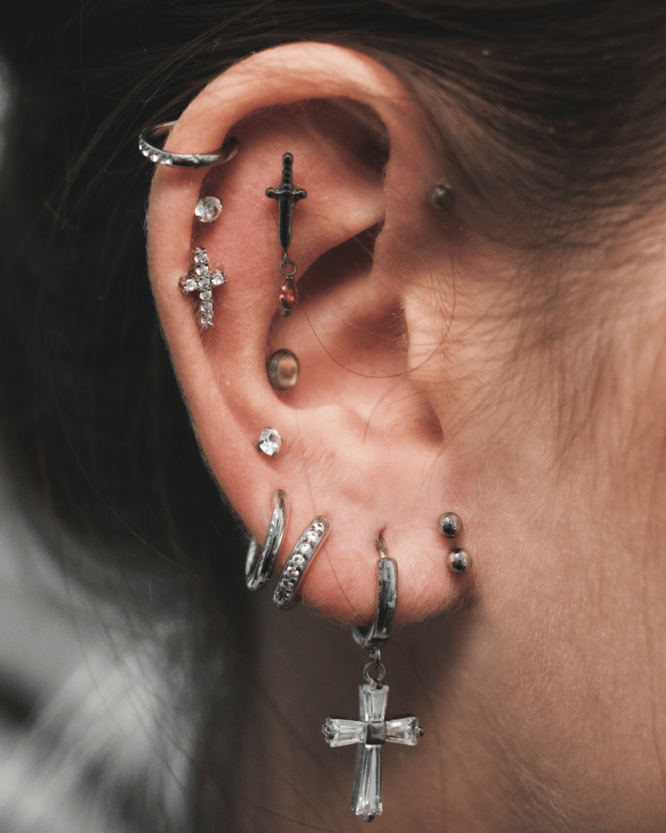 Piercing realizado en Lola Tattoo Studio Marbella - piercing-18