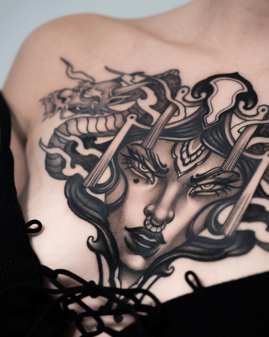 Tatuaje realizado en Lola Tattoo Studio Marbella - tattoo-10