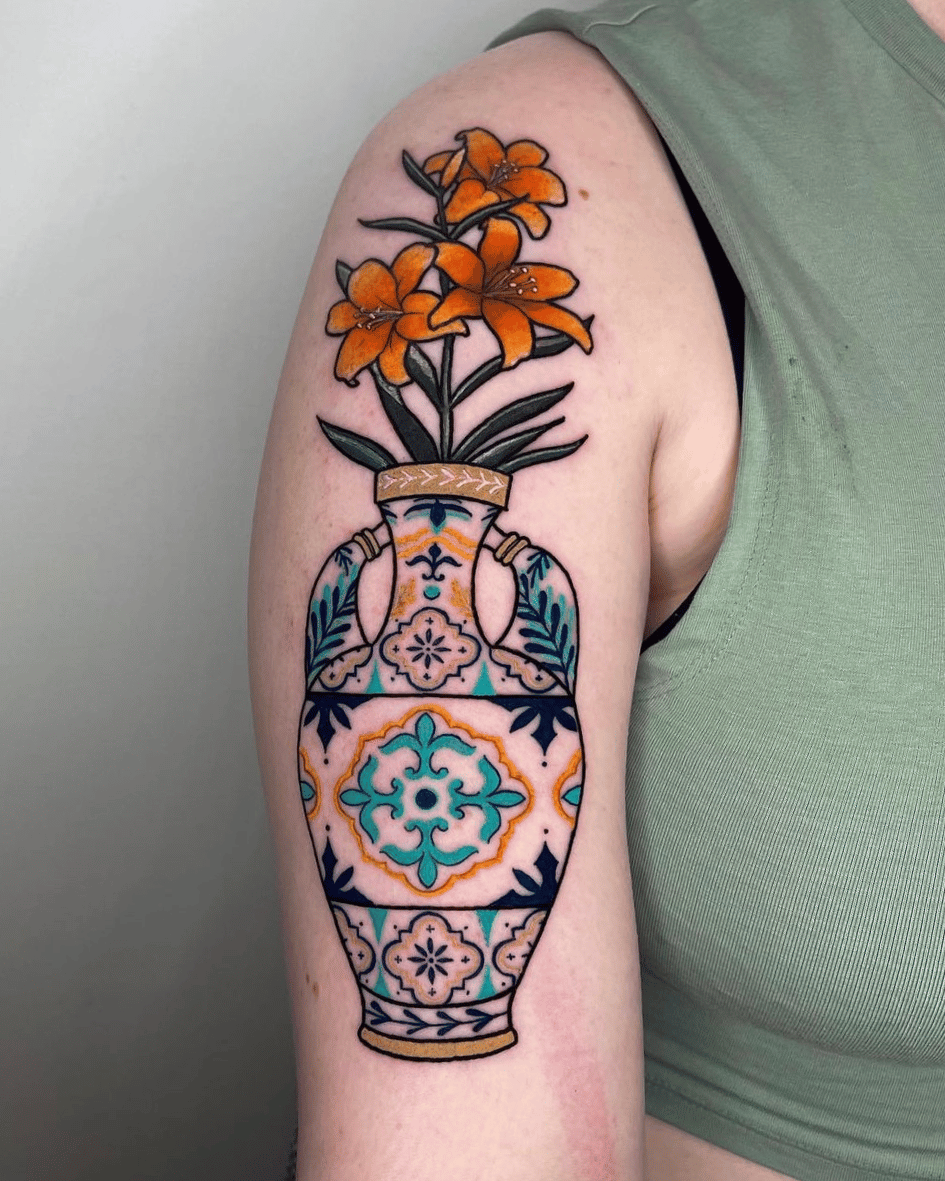 Tatuaje realizado en Lola Tattoo Studio Marbella - tattoo-11