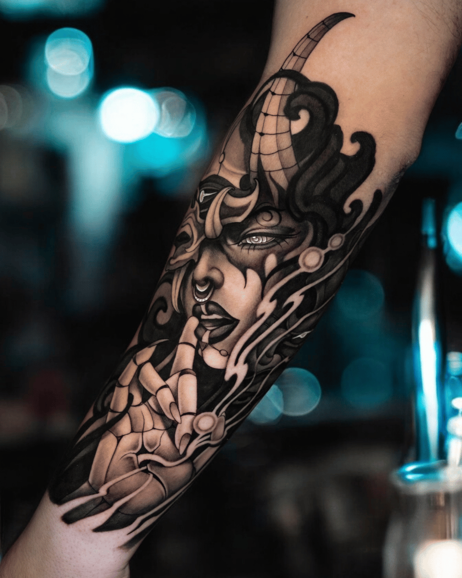 Tatuaje realizado en Lola Tattoo Studio Marbella - tattoo-18